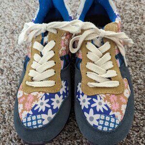 Womens Inkkas Sneakers